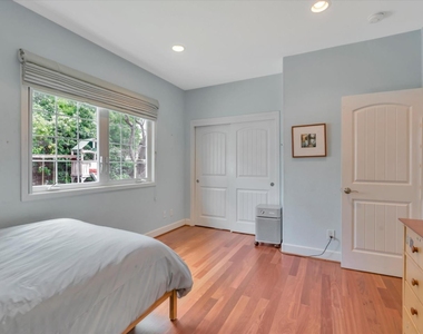 130 Heather Ln - Photo Thumbnail 15