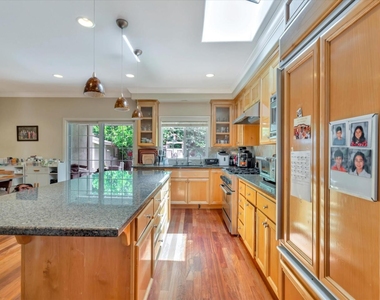 130 Heather Ln - Photo Thumbnail 10