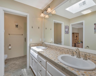 130 Heather Ln - Photo Thumbnail 23