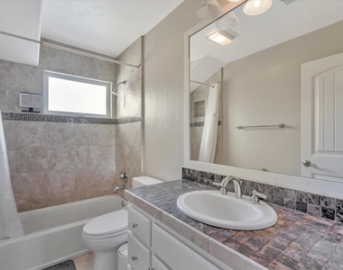 130 Heather Ln - Photo Thumbnail 21