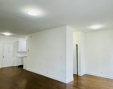 400 East 89th Street, 14N - Photo Thumbnail 8