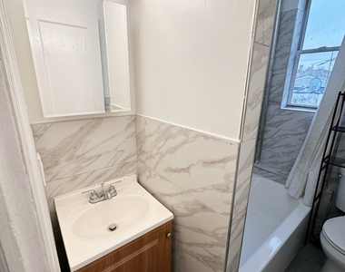 91st street and 3rd Avenue  - Photo Thumbnail 6