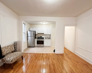 91st street and 3rd Avenue  - Photo Thumbnail 8