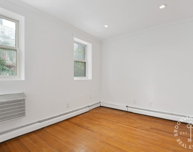 346 Warren Street - Photo Thumbnail 7