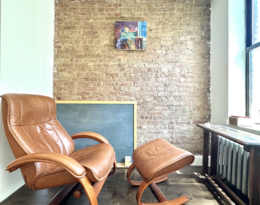 86 Clinton Street - Photo Thumbnail 2