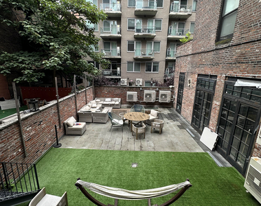86 Clinton Street - Photo Thumbnail 5