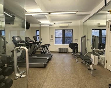 west 101 street - Photo Thumbnail 4