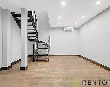 475 Grand Street - Photo Thumbnail 4