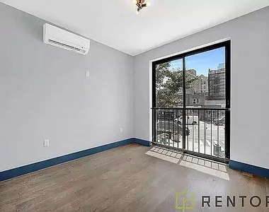 475 Grand Street - Photo Thumbnail 8