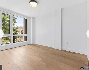 154 Lenox Road, Brooklyn, NY 11226 - Photo Thumbnail 4