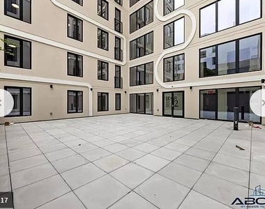 154 Lenox Road, Brooklyn, NY 11226 - Photo Thumbnail 8