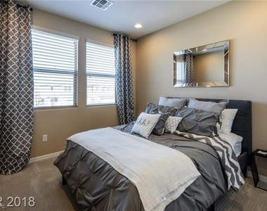 9651 Belmont Bay Avenue - Photo Thumbnail 9