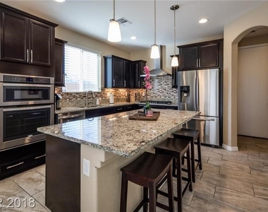 9651 Belmont Bay Avenue - Photo Thumbnail 3