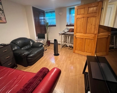 1188 Park Place - Photo Thumbnail 4