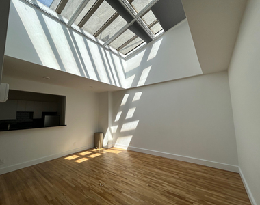 East 37th Street - Photo Thumbnail 1