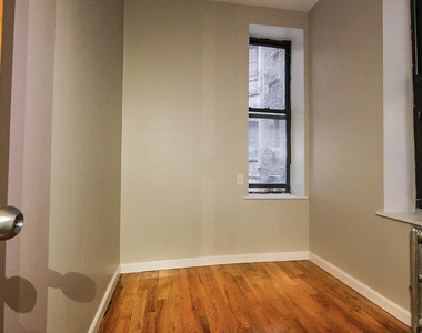 East 11th Street off Ave B - Photo Thumbnail 5