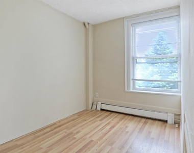 48 Mercer St - Photo Thumbnail 9