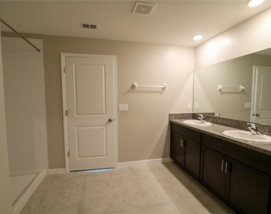 7154 Samuel Ivy Drive - Photo Thumbnail 12