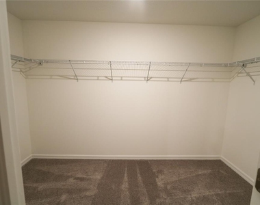 7154 Samuel Ivy Drive - Photo Thumbnail 9