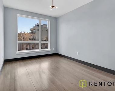 540 Driggs Avenue - Photo Thumbnail 8