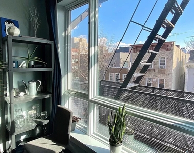 540 Driggs Avenue - Photo Thumbnail 4