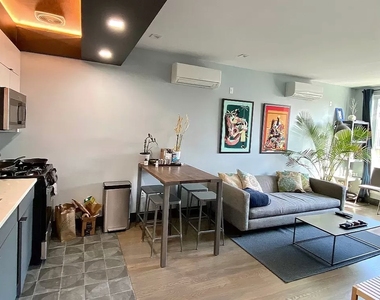 540 Driggs Avenue - Photo Thumbnail 3