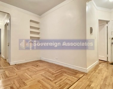 4700 Broadway - Photo Thumbnail 3