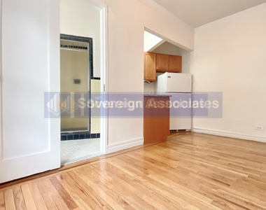 4700 Broadway - Photo Thumbnail 6