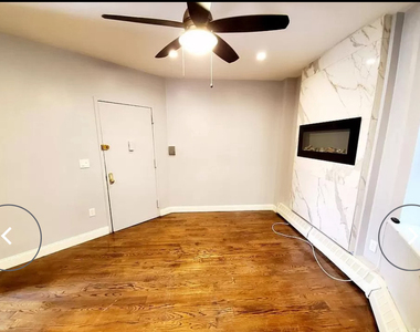 950 Bergen Street - Photo Thumbnail 2