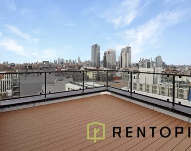 228 Berry Street - Photo Thumbnail 8