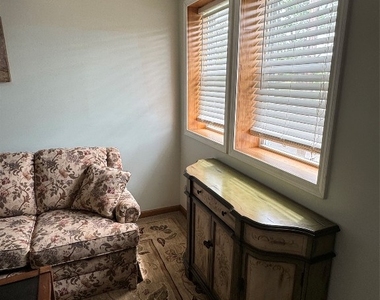 91 Grand Avenue - Photo Thumbnail 13