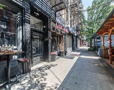 142 Sullivan Street - Photo Thumbnail 10