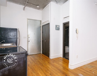 1087 Flushing Avenue - Photo Thumbnail 1