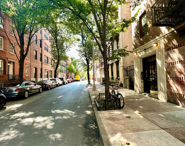 1 Jane Street - Photo Thumbnail 4