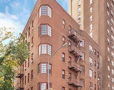 1 Jane Street - Photo Thumbnail 6