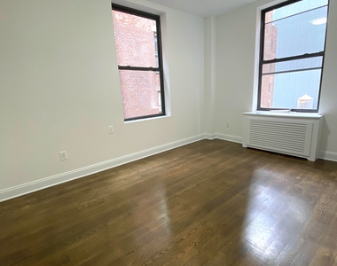 I West 59 Street - Photo Thumbnail 6