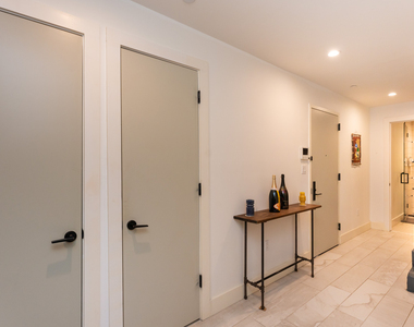 196 Freeman street - Photo Thumbnail 7