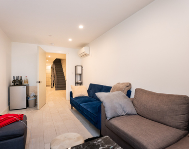 196 Freeman street - Photo Thumbnail 8