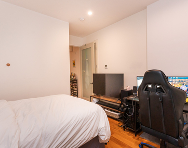 196 Freeman street - Photo Thumbnail 13