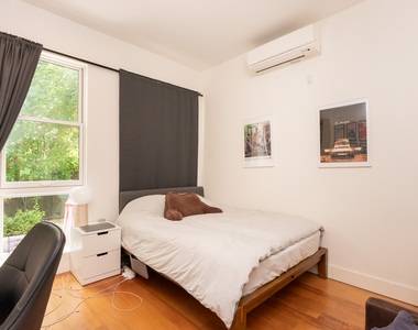 196 Freeman street - Photo Thumbnail 19