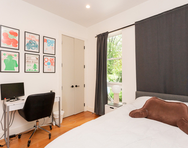 196 Freeman street - Photo Thumbnail 18