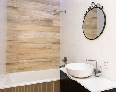 949 Willoughby Avenue - Photo Thumbnail 6