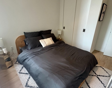 160 Water Street - Photo Thumbnail 8