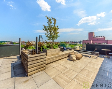 889 Bushwick Avenue - Photo Thumbnail 14