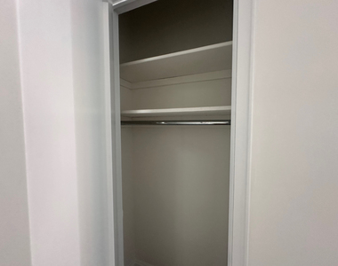 219 East 69th Street - Photo Thumbnail 4