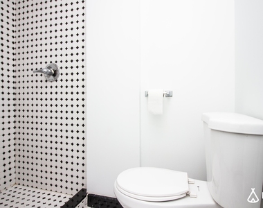 43 Cumberland Street - Photo Thumbnail 11