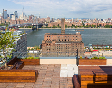 321 Wythe Avenue - Photo Thumbnail 15