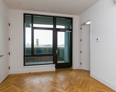321 Wythe Avenue - Photo Thumbnail 3