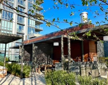 60 Wharf Drive - Photo Thumbnail 8
