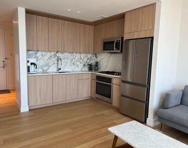 60 Wharf Drive - Photo Thumbnail 1